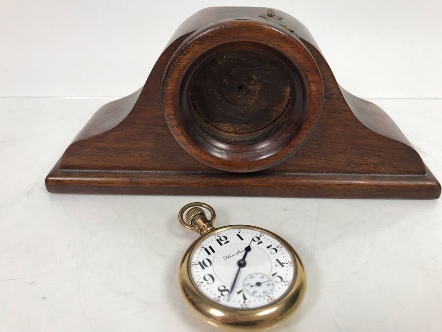 Working Hamilton Watch Co 924 Pocket Watch 17 Jewels Lancaster PA With Handmade Wooden Pocket Watch Display Case [Photo 3]