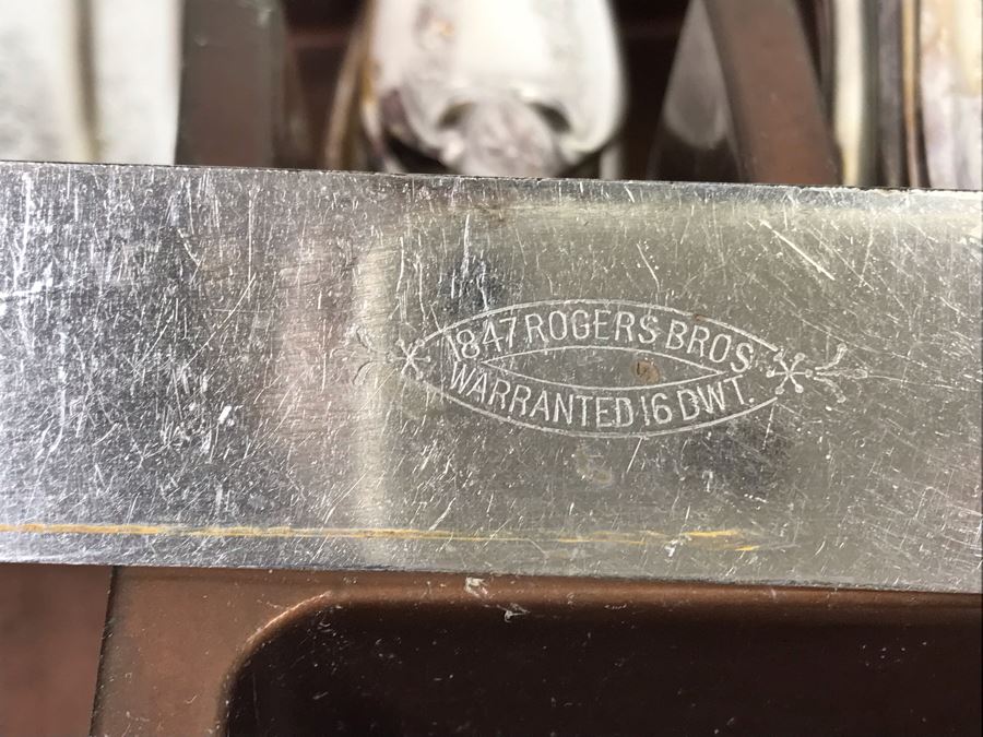 1847 Rogers Bros Silverplate Flatware Set - Two Mixed Patterns [Photo 6]