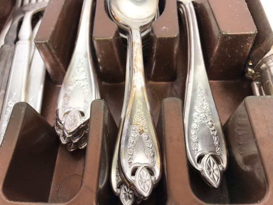 1847 Rogers Bros Silverplate Flatware Set - Two Mixed Patterns [Photo 3]