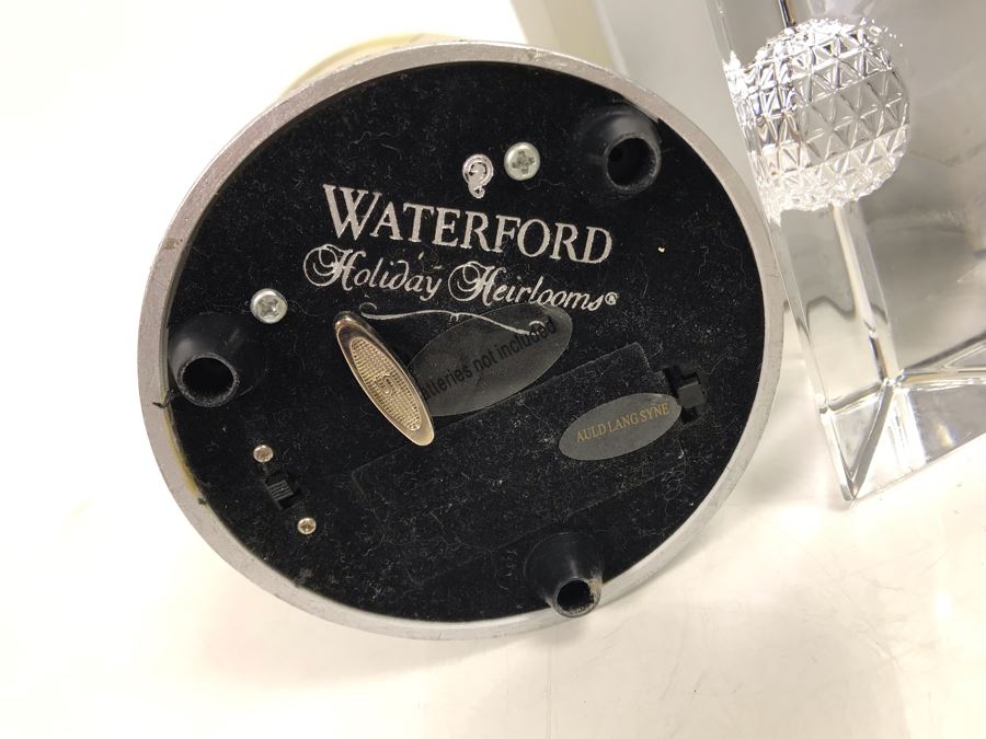 Waterford Times Square Ball 100th Anniversay Snow Globe Holiday Heirlooms Music Box And The Times Square Collection Star Of Hope Design With Box [Photo 6]