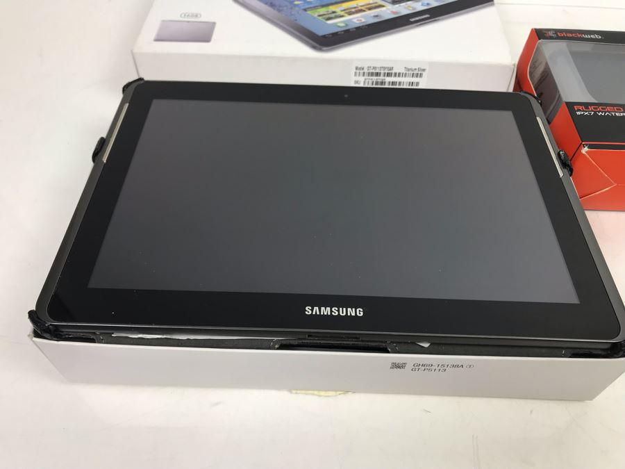 Samsung Galaxy Tab 2 Tablet And Blackweb Bluetooth Speaker [Photo 6]