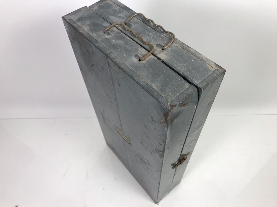 Vintage Sears, Roebuck And CO Happi Time Kids Tools Set With Metal Tool Box [Photo 12]