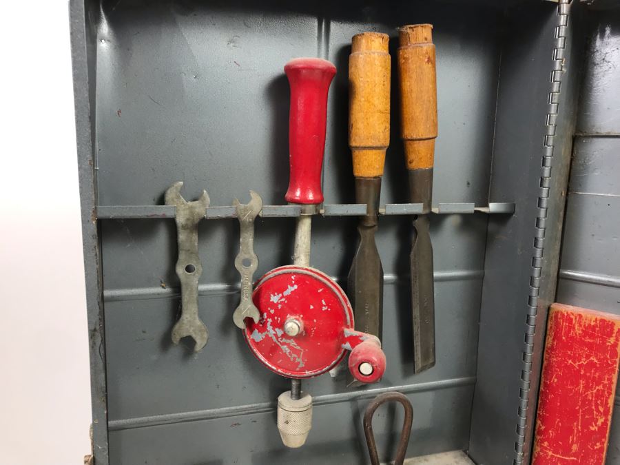 Vintage Sears, Roebuck And CO Happi Time Kids Tools Set With Metal Tool Box [Photo 8]