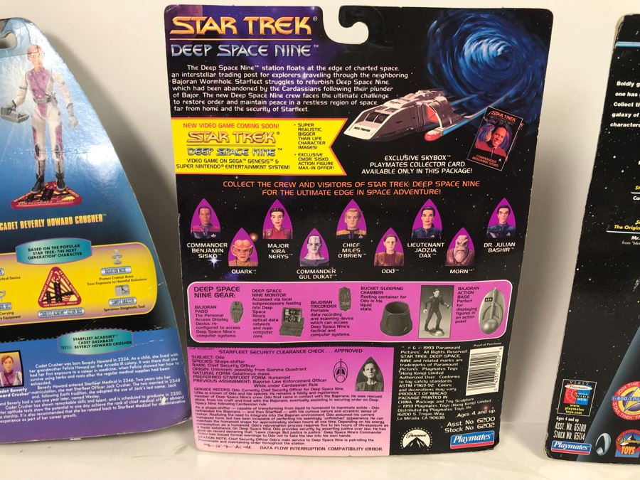 (3) Star Trek Action Figures On Cards [Photo 9]