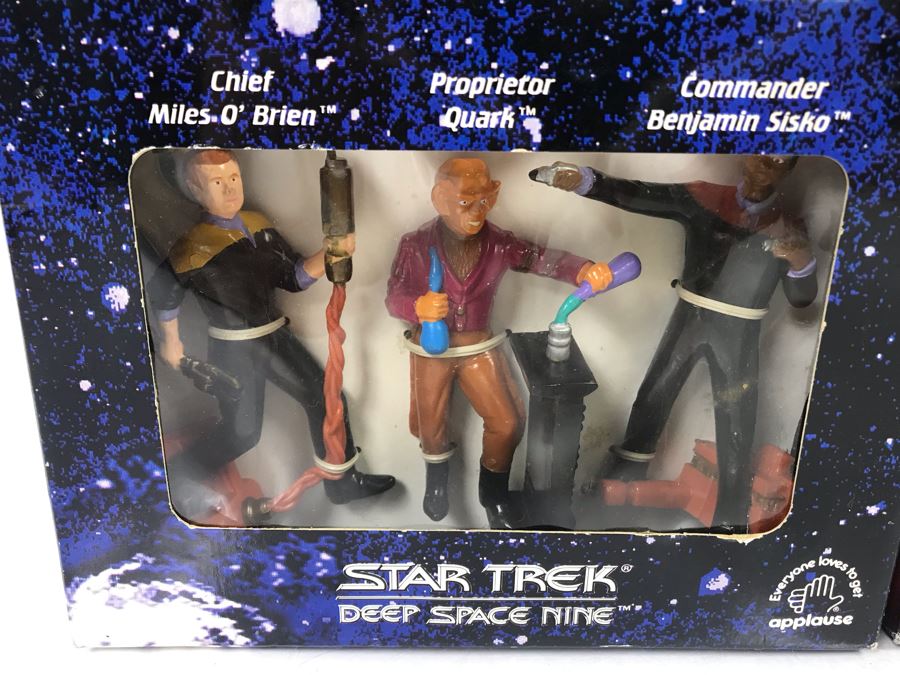 (2) Star Trek Space Action Figures Sets: Deep Space Nine And Generations [Photo 4]