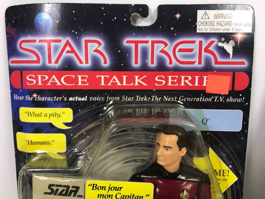 (2) Star Trek Space Talk Series Action Figures On Cards [Photo 3]