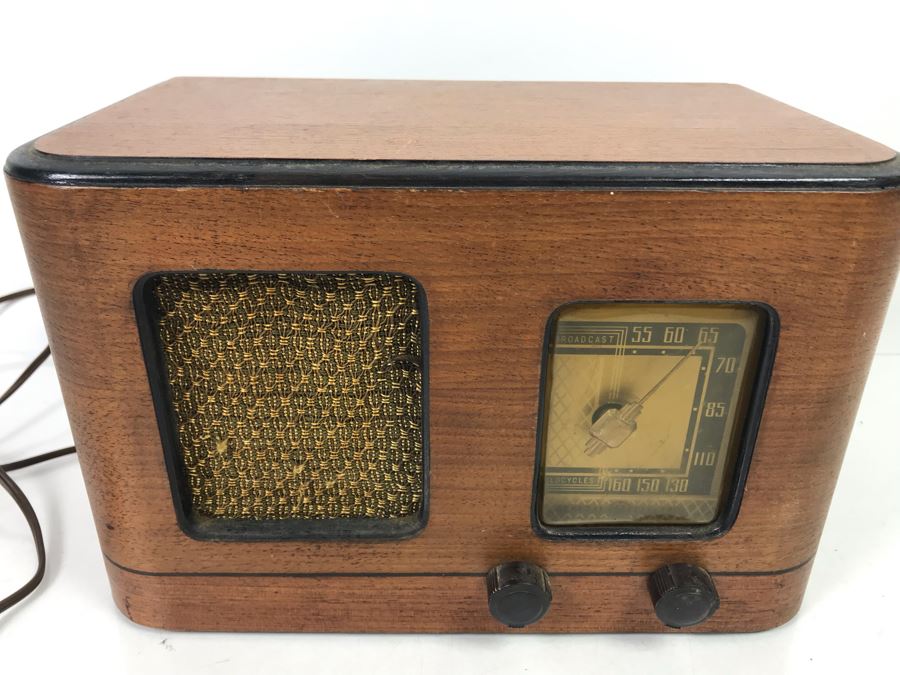 Vintage General Electric Art Deco Wooden Case Tube Radio Untested 11.5' X 7' [Photo 2]