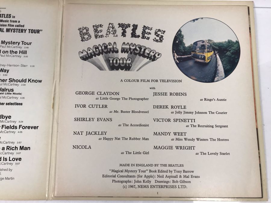 The Beatles Magical Mystery Tour Gatefold With Cherry 24-Page Color Picture Book SMAL-2835 [Photo 6]