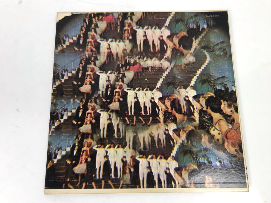 The Beatles Magical Mystery Tour Gatefold With Cherry 24-Page Color Picture Book SMAL-2835 [Photo 21]