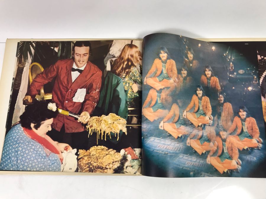 The Beatles Magical Mystery Tour Gatefold With Cherry 24-Page Color Picture Book SMAL-2835 [Photo 18]