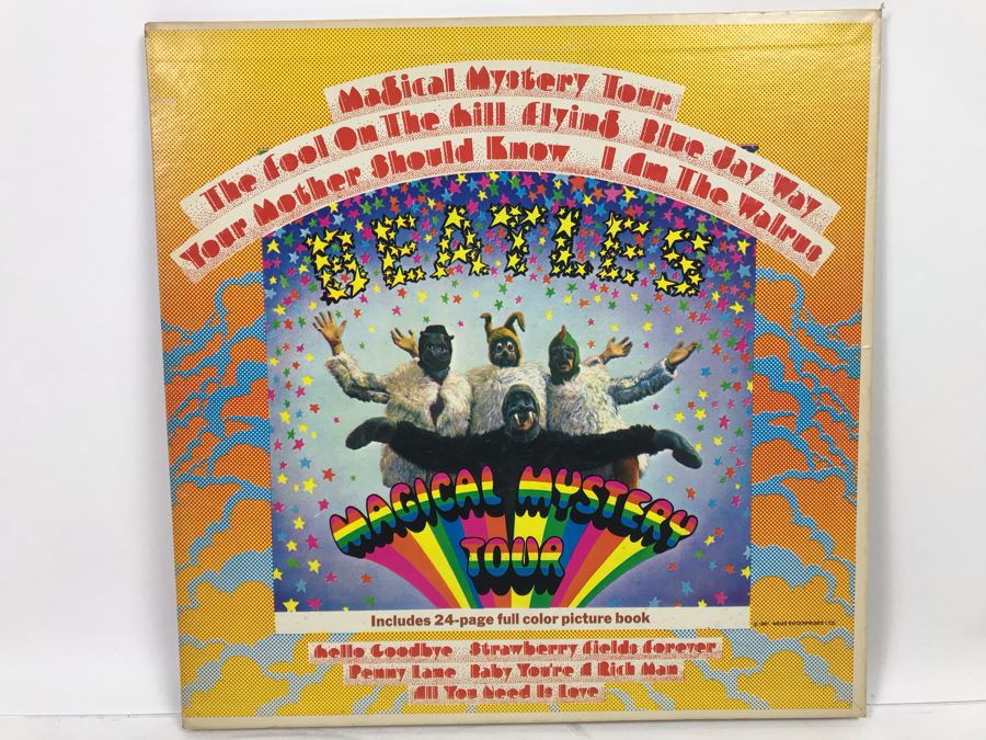 The Beatles Magical Mystery Tour Gatefold With Cherry 24-Page Color Picture Book SMAL-2835 [Photo 1]