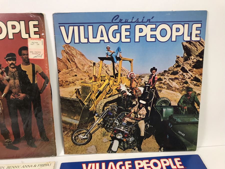 (6) Vinyl Records Lot [Photo 4]