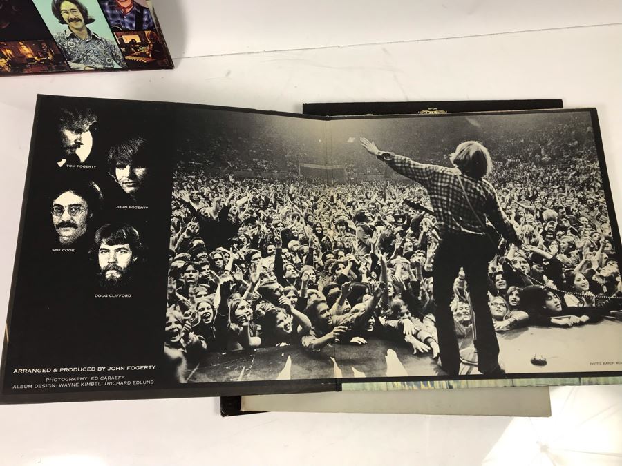 (6) Vinyl Records Lot [Photo 22]