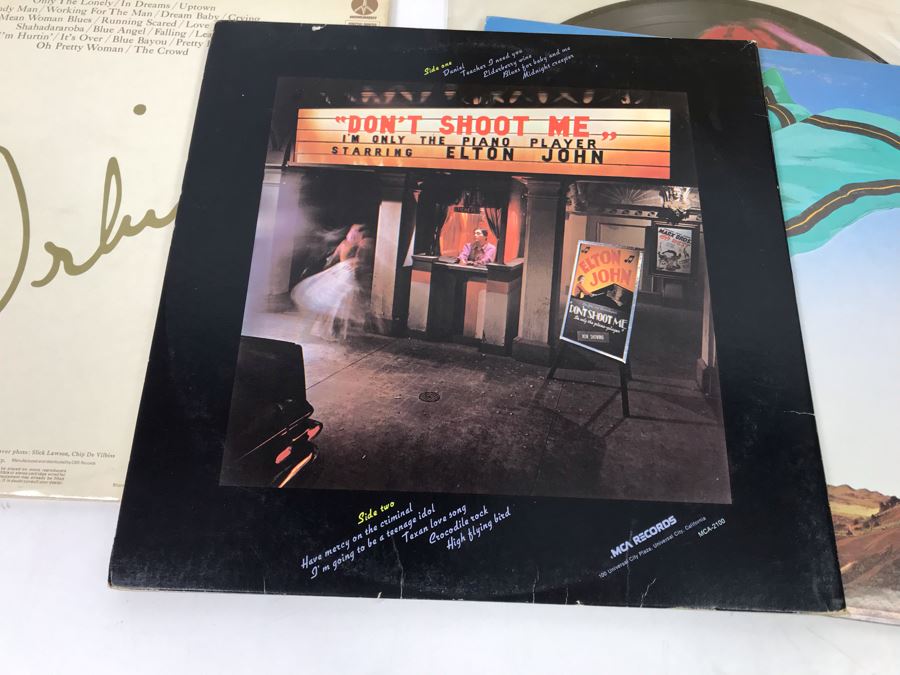 (6) Vinyl Records Lot [Photo 17]