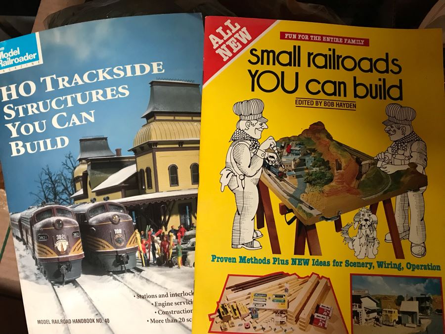 Toy Train Lot With Trains, Tracks, Transformers, Accessories And Books - See Photos [Photo 29]