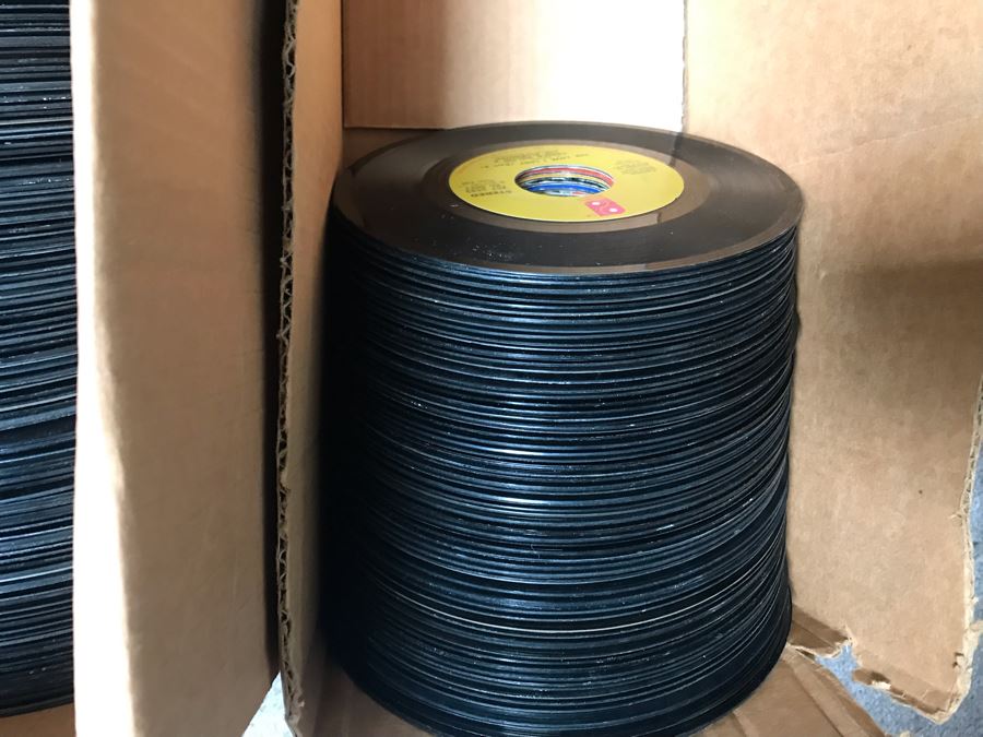 45RPM Vinyl Record Lot With Mainly 60s 70s Rock, Soul [Photo 2]