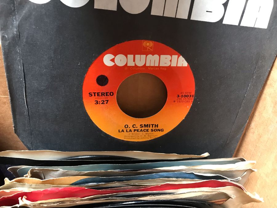 45RPM Vinyl Record Lot With Mainly 60s 70s Rock, Soul [Photo 8]