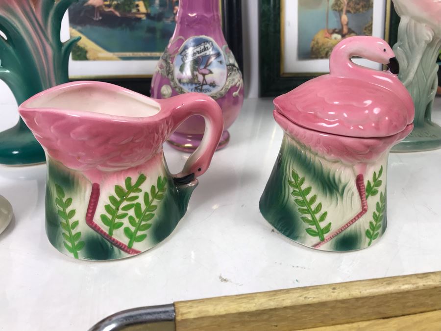 Huge Vintage Flamingo Palm Springs Themed Lot With Figurines, Vase, Trays And Framed Vintage Flamingo Postcards [Photo 12]