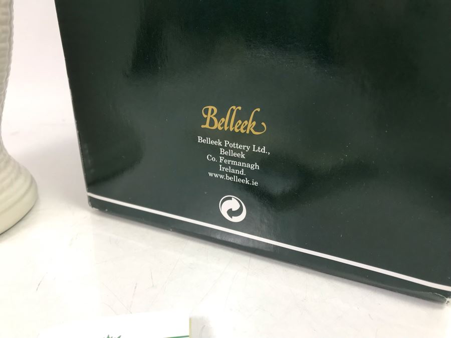 New Belleek Fine Parian China Lamp Ireland Retails $165 [Photo 7]