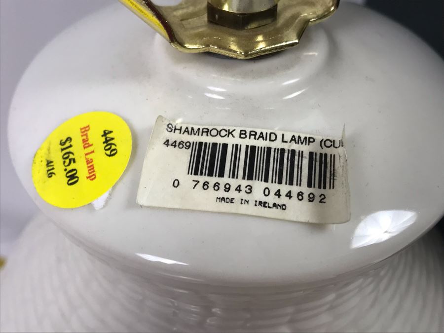 New Belleek Fine Parian China Lamp Ireland Retails $165 [Photo 4]