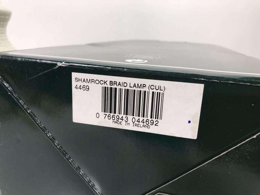 New Belleek Fine Parian China Lamp Ireland Retails $165 [Photo 8]