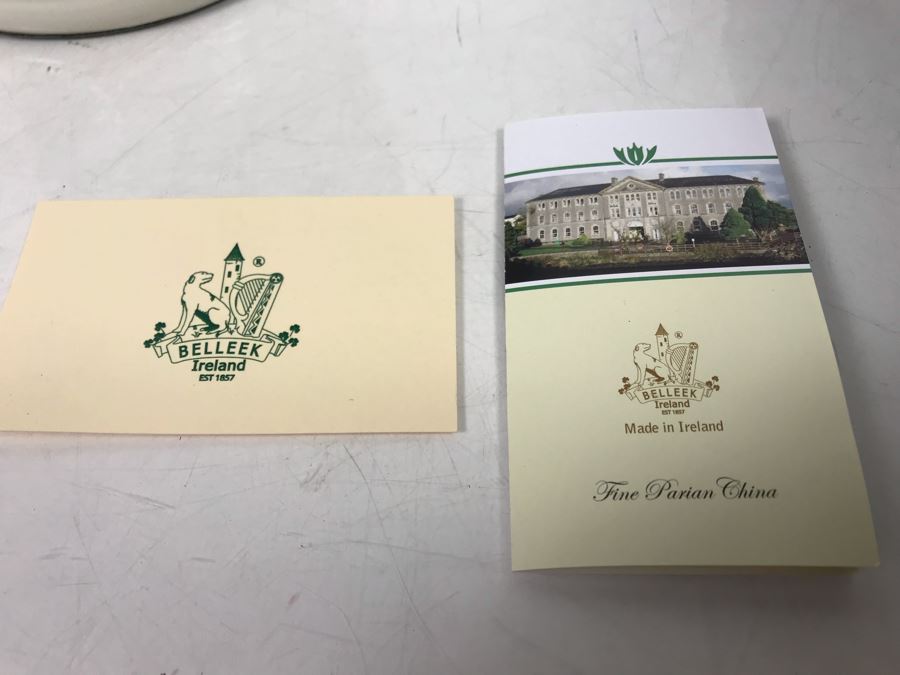 New Belleek Fine Parian China Lamp Ireland Retails $165 [Photo 9]