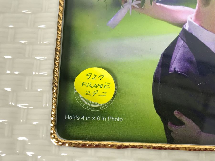 New Pair Of Roman Music Box Crosses And Picture Frame Retails $107 [Photo 3]