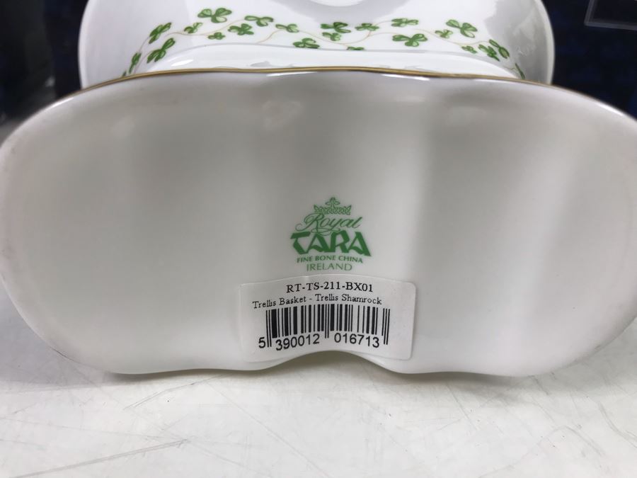 (3) New Royal Tara Fine Bone China Ireland Pieces (2) Planters And (1) Irish Harp - Trellis Shamrock Retails $137 [Photo 6]