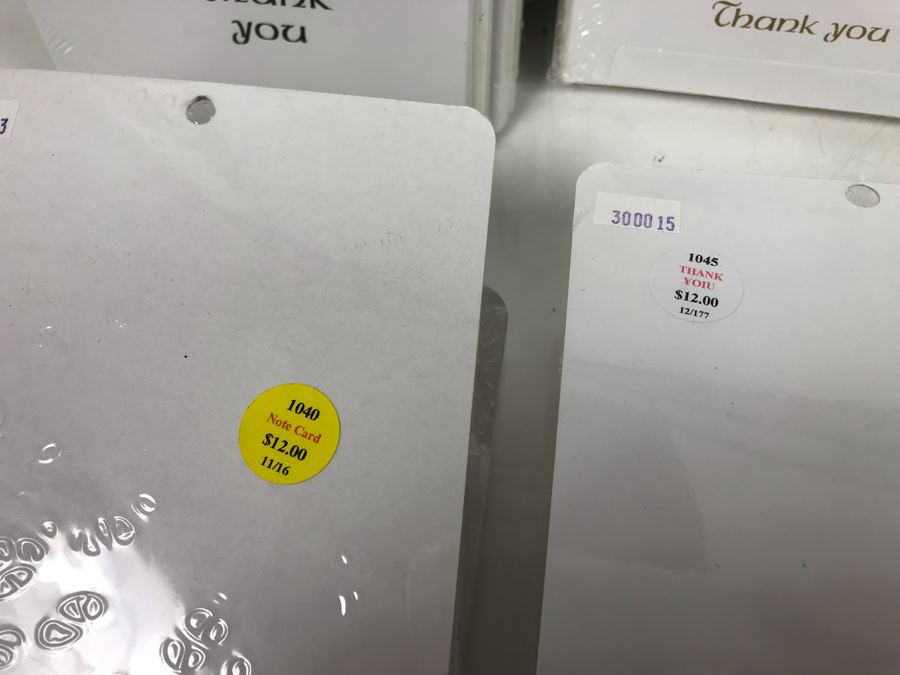 (53) New Irish Note Cards And (2) Magnetic Memo Pads Retails $649 [Photo 15]