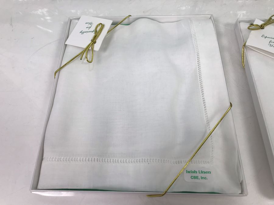 New (2) Irish Linen Gents Hankie And (4) Irish Lullaby Baby Blankets Retails $96 [Photo 2]