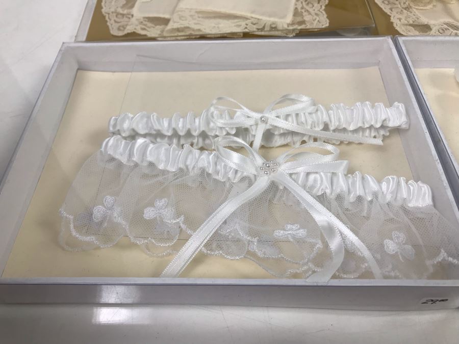 (9) Irish Garter Sets Retails $261 [Photo 4]