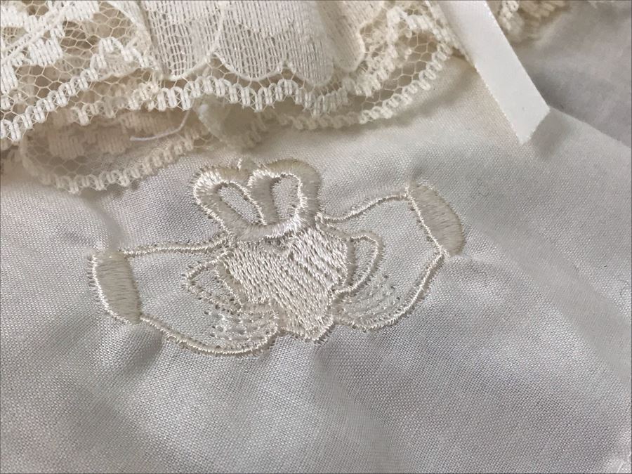 (9) Irish Garter Sets Retails $261 [Photo 8]