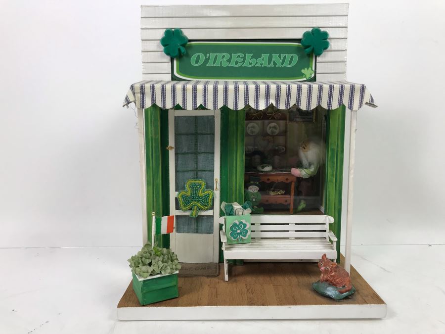 O'Ireland Themed Small World Miniature Irish Home Display Model With Bailey's Irish Cream, Beleek, Furniture [Photo 2]