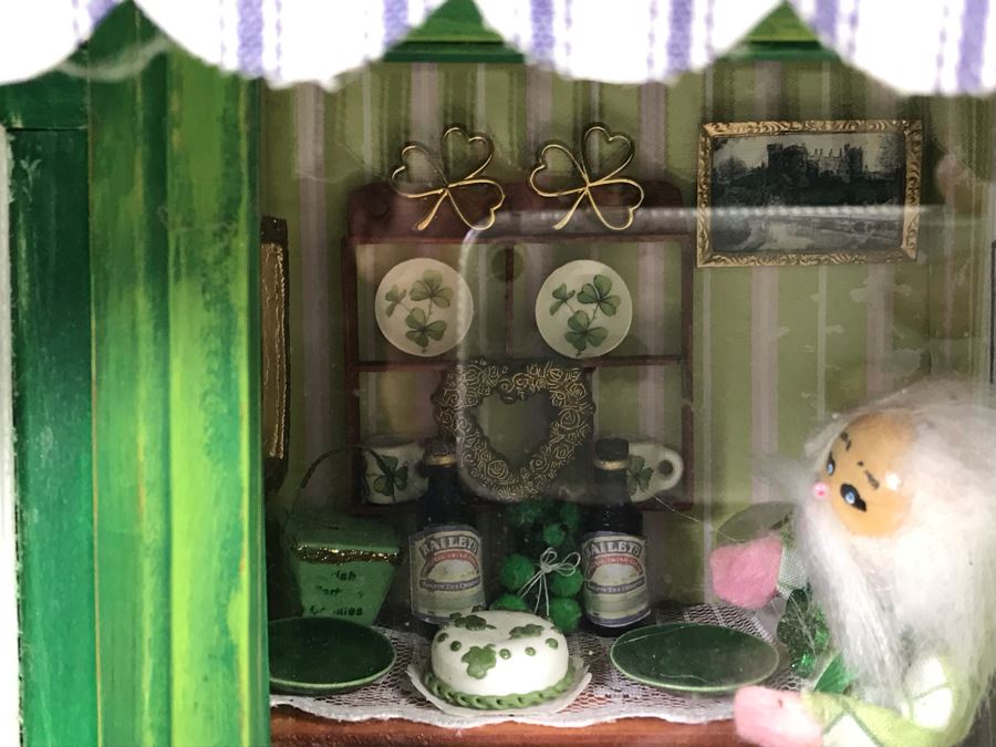 O'Ireland Themed Small World Miniature Irish Home Display Model With Bailey's Irish Cream, Beleek, Furniture [Photo 7]