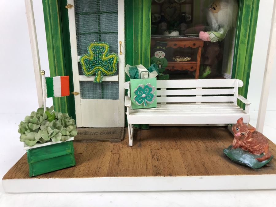 O'Ireland Themed Small World Miniature Irish Home Display Model With Bailey's Irish Cream, Beleek, Furniture [Photo 5]