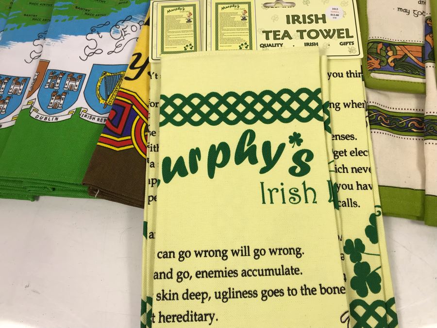 New Irish Tea Towels And Oven Mitts & Pot Holders Retails $216 [Photo 9]