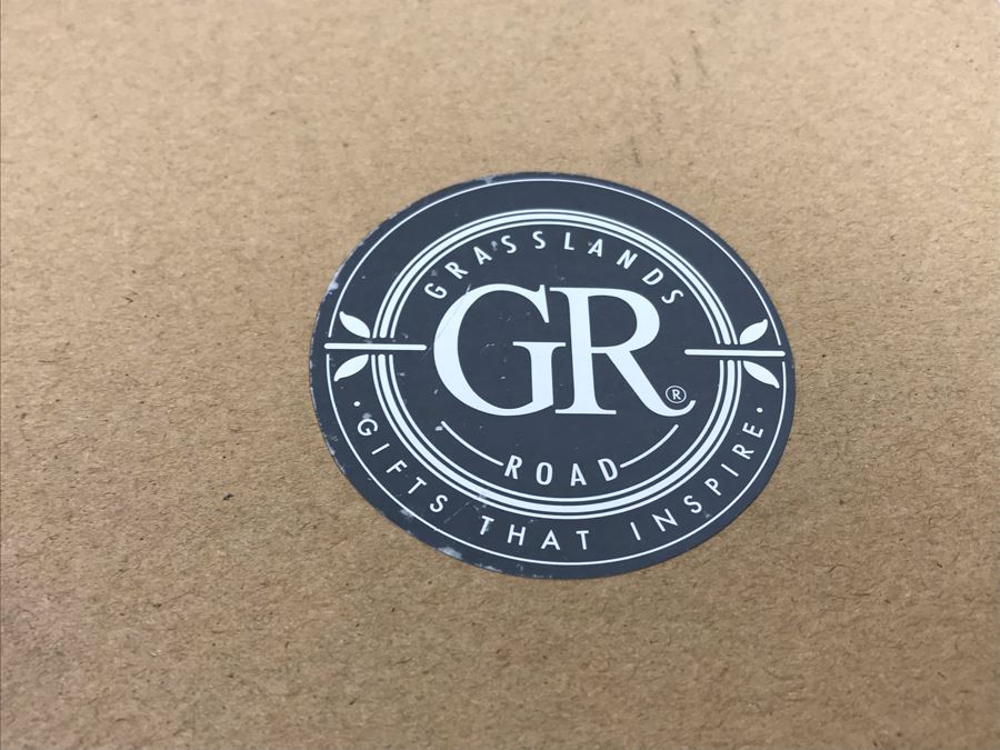 (6) New Irish Grasslands Road Picture Frames Retails $114 [Photo 5]