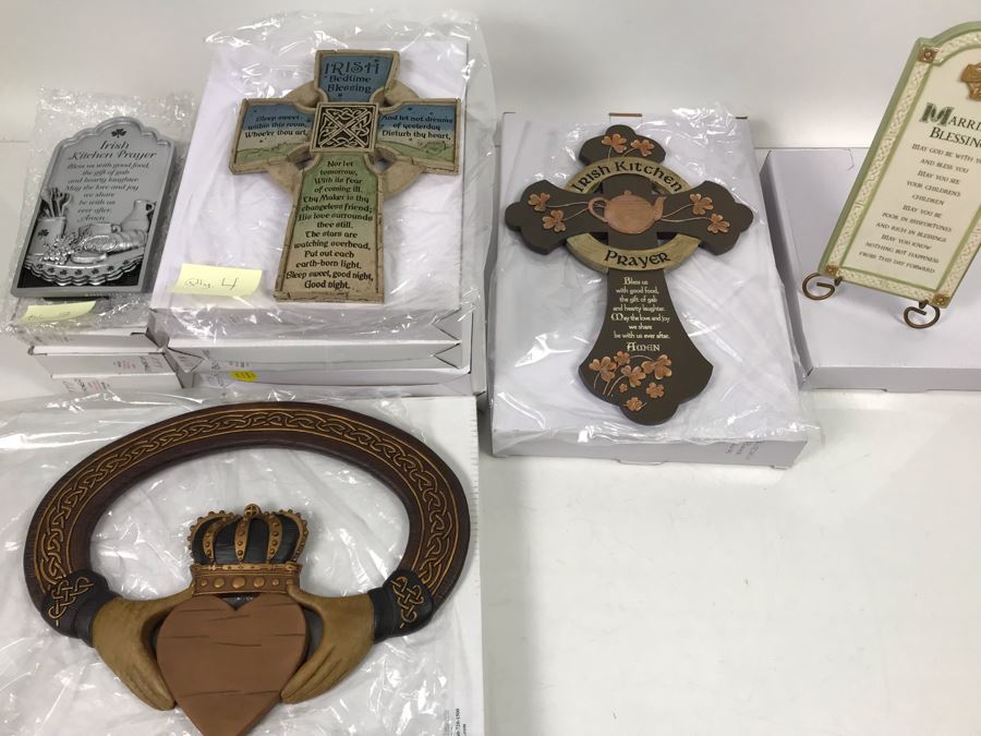 (5) Various Irish Themed Plaques Retails $242 [Photo 2]