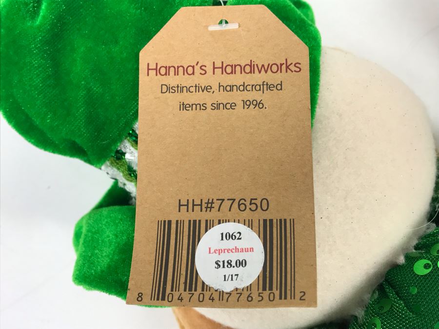(18) New Hanna's Handiworks Irish Door Knob Hangers And (2) New Hanna's Handiworks Leprechauns Retails $144 [Photo 9]