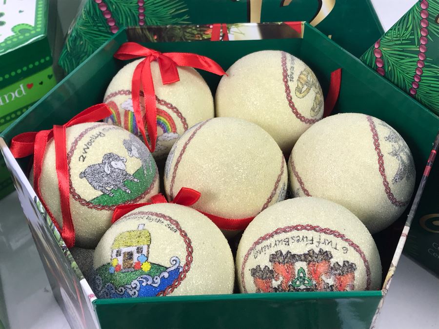 New (3) Shamrock Baubles, (2) Tara 12 Days Of Christmas Ornaments And (4) Irish Themed Abbey Press Christmas Cards Sets Retails $200 [Photo 8]