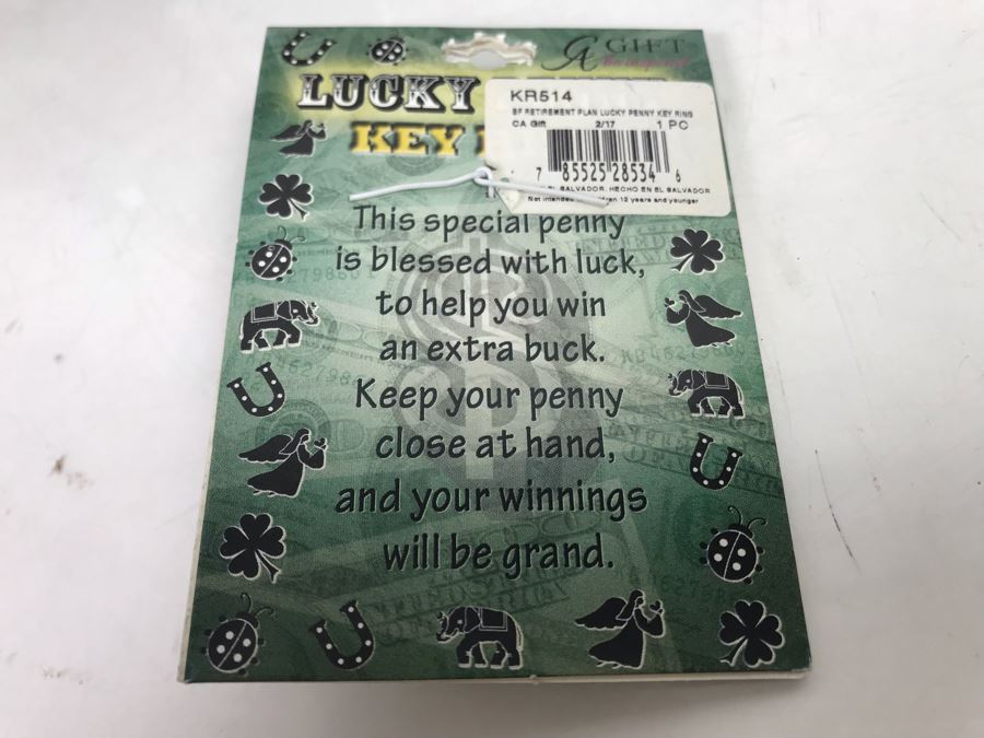 (32) Lucky Penny Key Rings With Store Display Retails Over $320 [Photo 7]