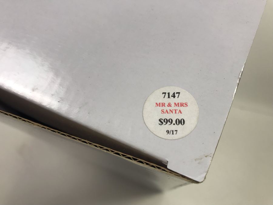 New Department 56 Bridgets Of Erin Ever Irish Love Mr & Mrs Santa Figurine 4057034 Retails $99 [Photo 6]