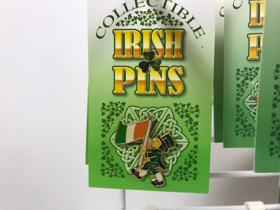 (13) New Irish Tac Pins, (3) Ireland Boxing Gloves And (4) Irish Lanyards With Retail Display Rack Retails Over $100 [Photo 7]