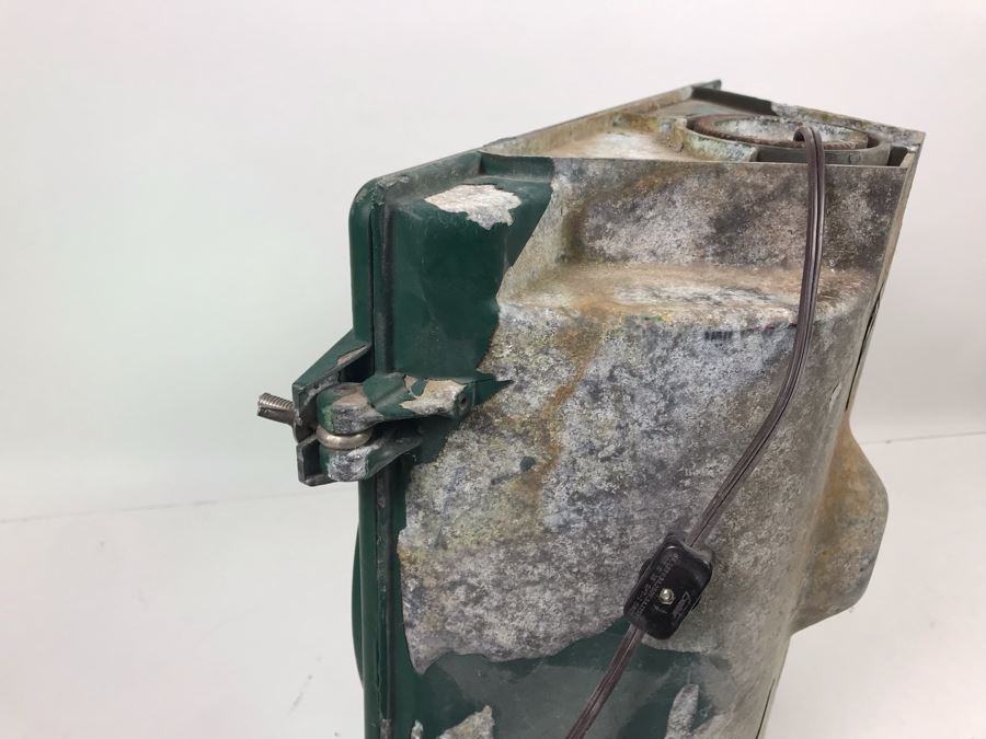 Vintage Metal Safetran Signal Light 'Irish Only' [Photo 8]