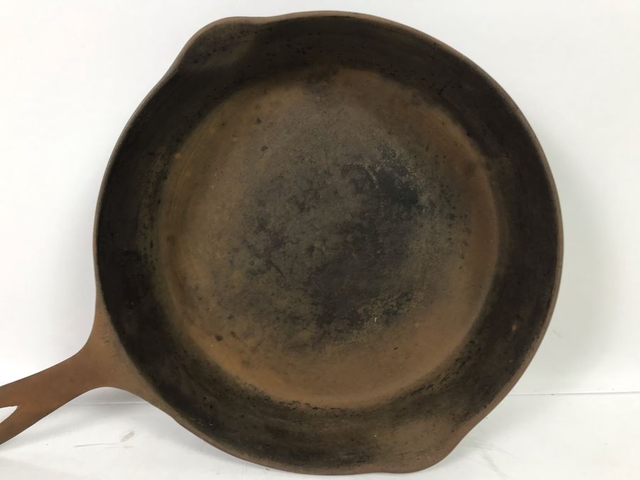 Vintage Wagner Ware Sidney Cast Iron Skillet 7 E 10' [Photo 2]