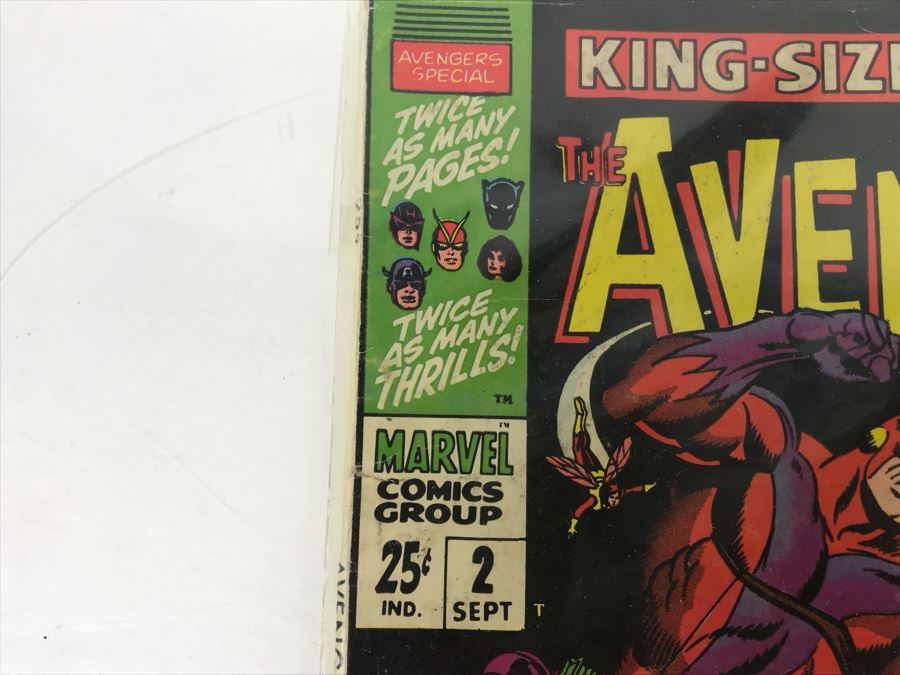 Vintage Marvel Comics Group The Avengers King-Size Special #2 And #4 [Photo 6]