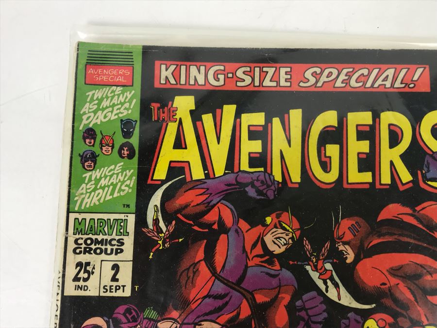 Vintage Marvel Comics Group The Avengers King-Size Special #2 And #4 [Photo 5]