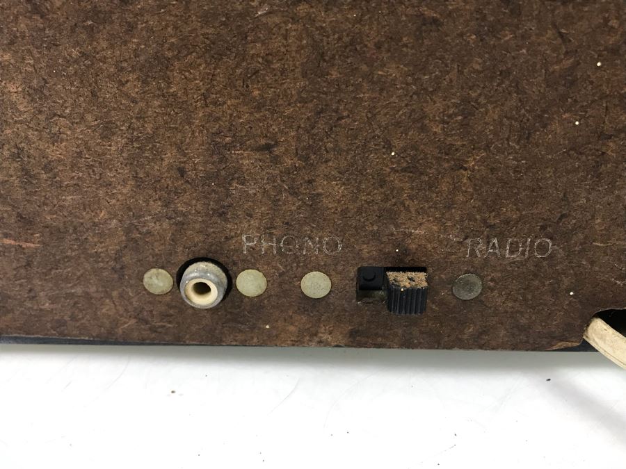 Very Cool Art Deco Crosley Vintage Tube Radio And Clock - Needs Servicing (Missing Several Knobs) [Photo 16]