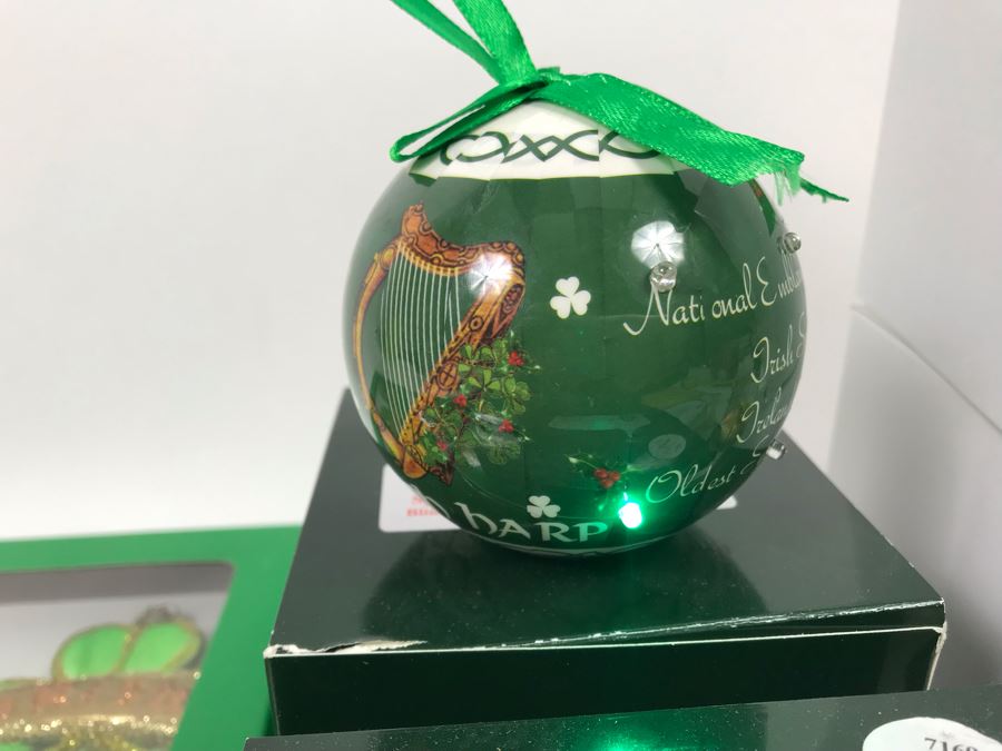Irish Christmas Decoration Lot Retails $218 [Photo 5]