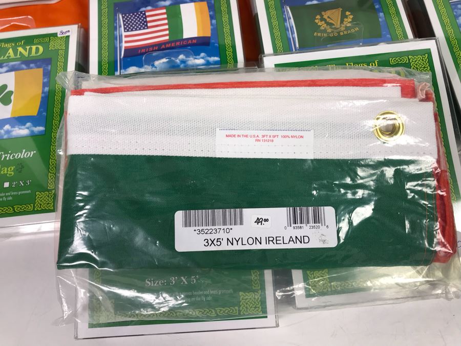 (12) New Flags Of Ireland Retails $388 [Photo 9]